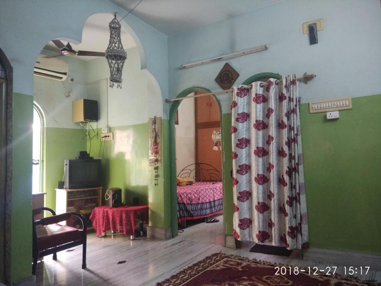 Appartement Peaceful Living à Calcutta Extérieur photo